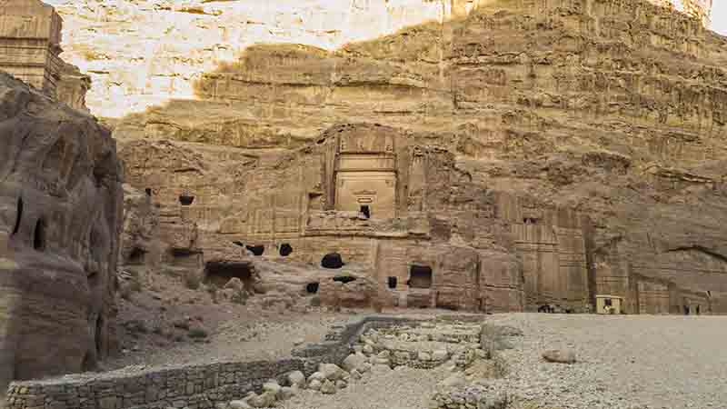 29 - Jordania - Petra - calle de Las Fachadas